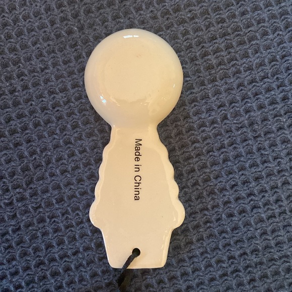 Temp-tations Old World Measuring Spoons - Picture 7 of 13